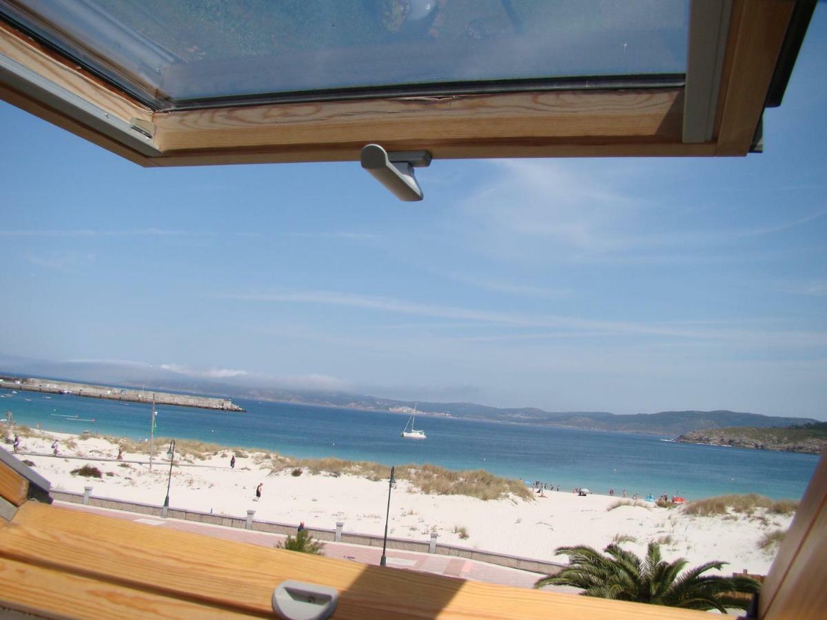Chalet Atalaya A Pie De Playa En Laxe Exterior photo